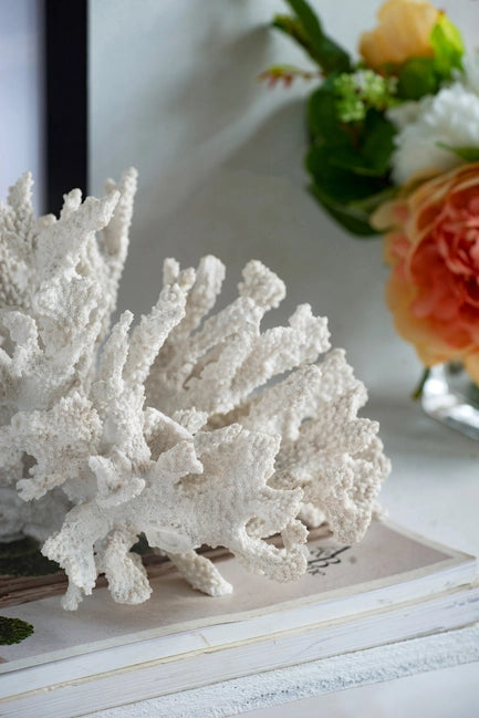 White Finish Decorative Coral Sculptures